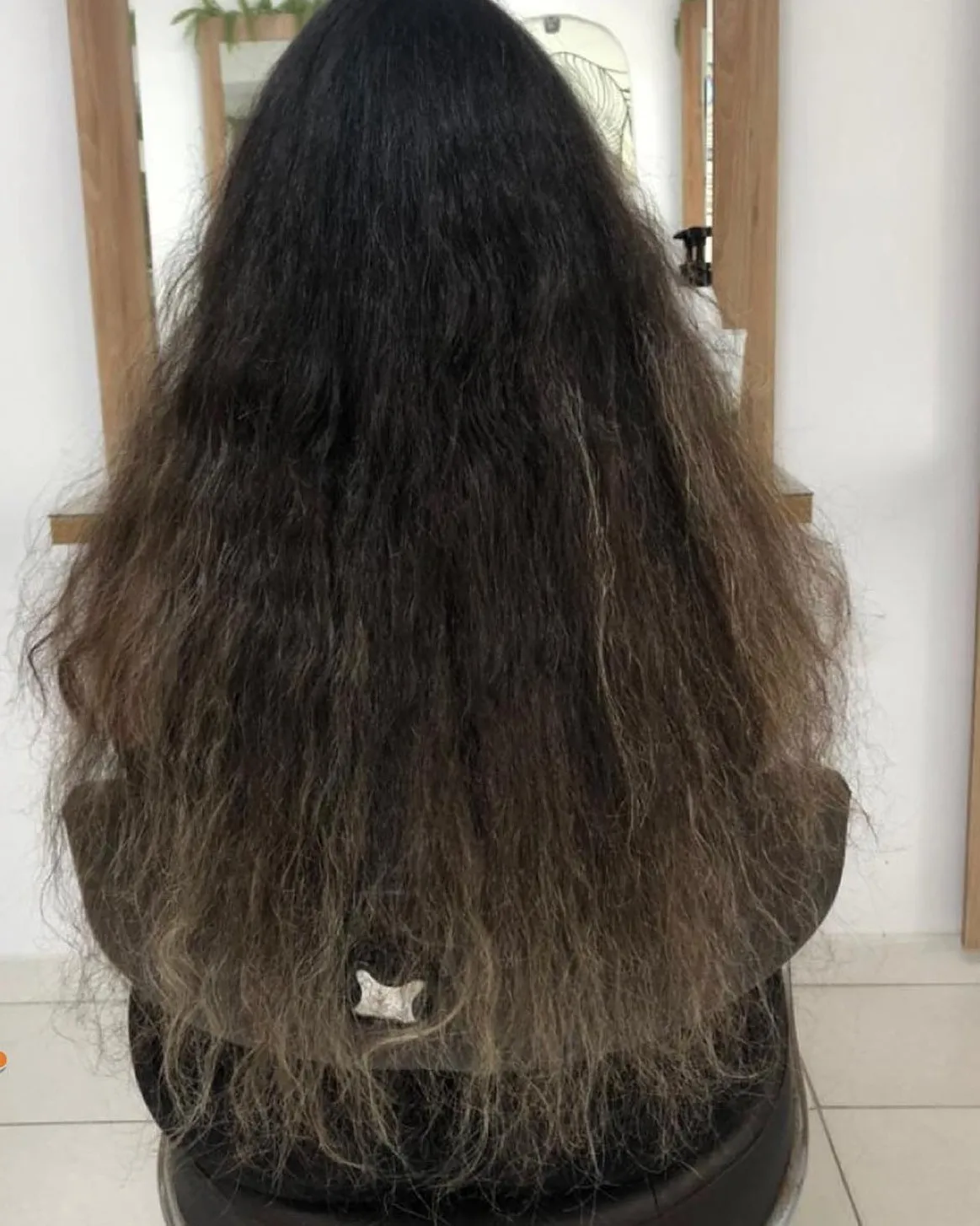 Crespo natural → loiro iluminado, antes
