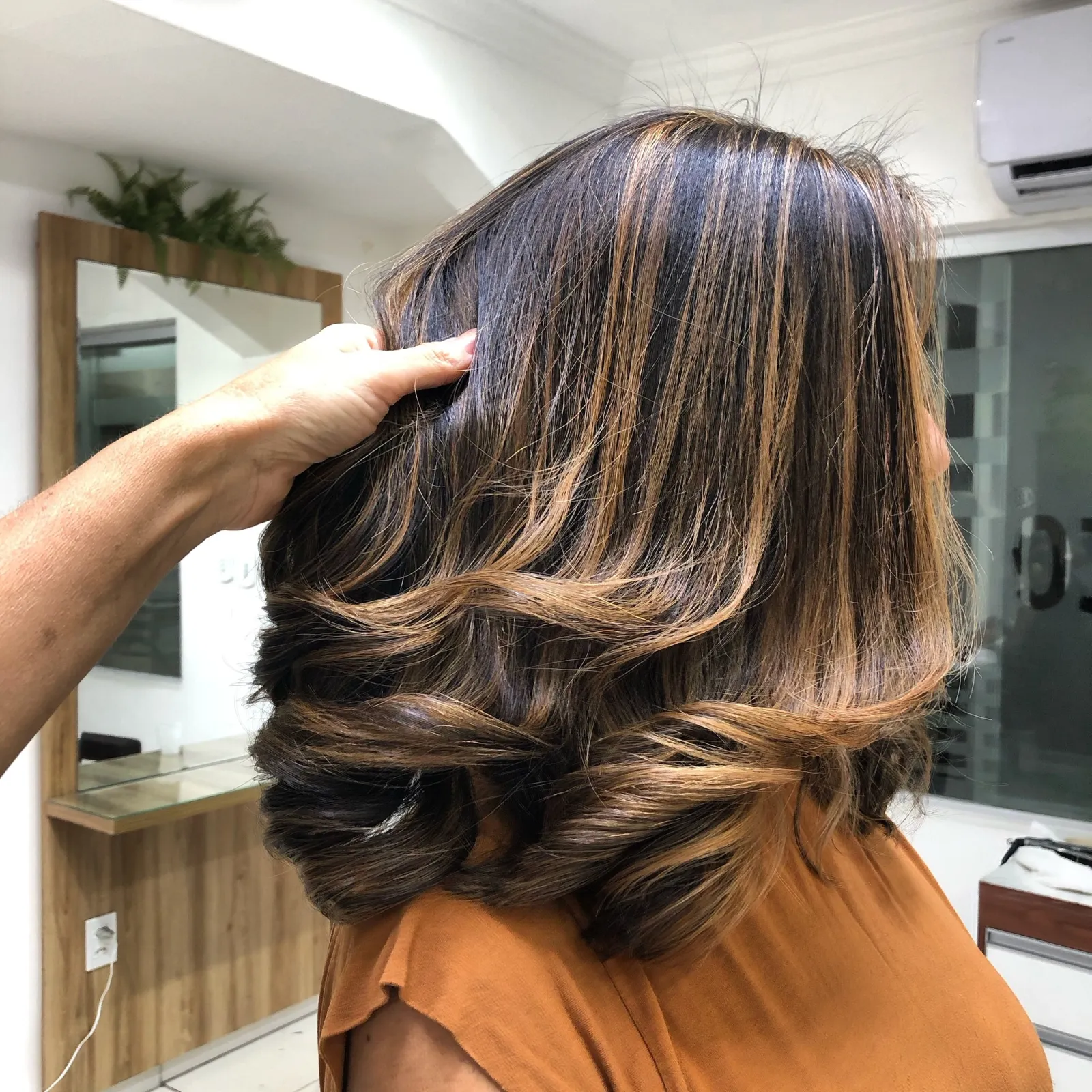 Trabalho de cabelo, Fino Trato