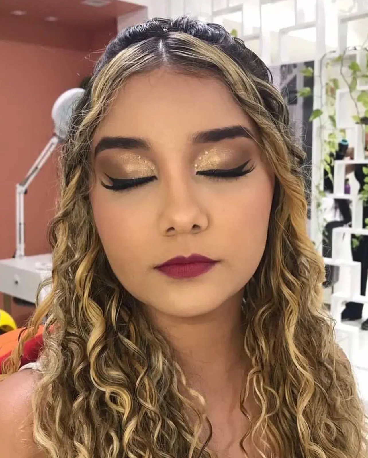 Maquiagem — Fino Trato